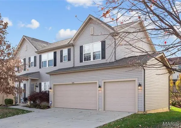 1290 Shorewinds Trail, St Charles, MO 63303