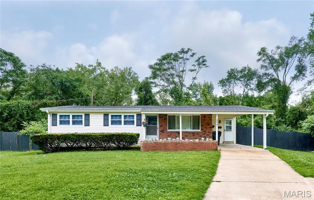 1800 Apple Blossom Court, Florissant, MO 63031 - #1