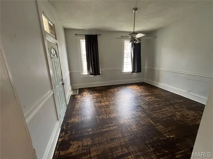 414 Fassen Street, Saint Louis, MO 63111 - #3