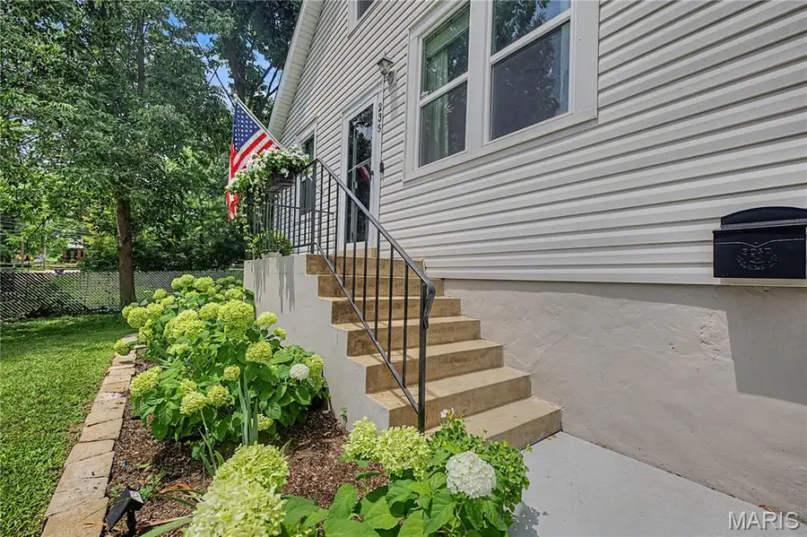 235 Midway Avenue, Kirkwood, MO 63122 - #3