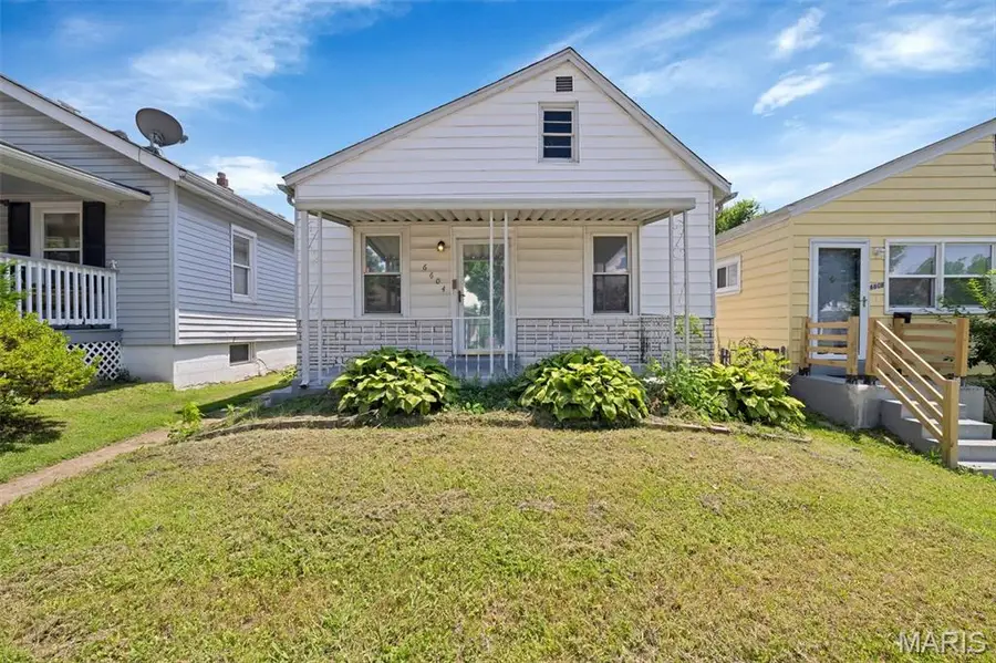 6604 Etzel Avenue, University City, MO 63130 - #2