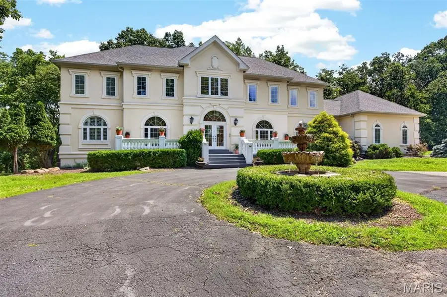 58 Chesterfield Lakes Road, Chesterfield, MO 63005 - #2