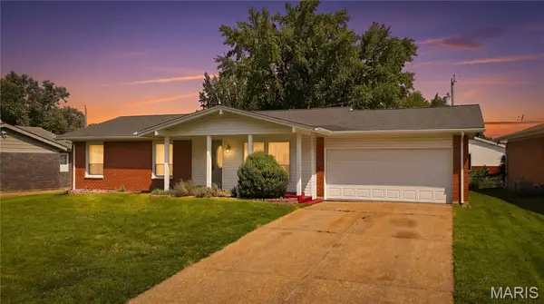 2395 Wedgwood Drive, Florissant, MO 63033