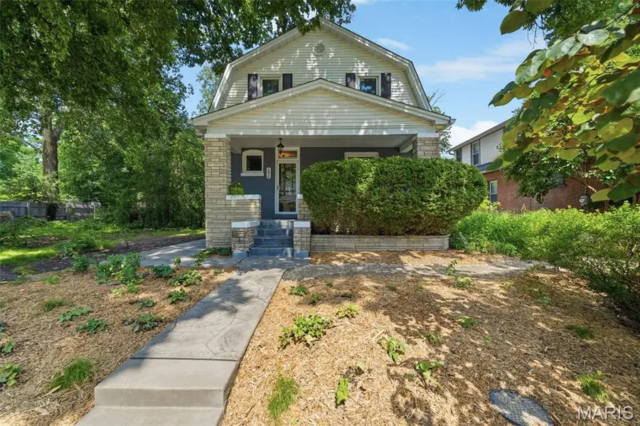2626 Margarette Avenue, Maplewood, MO 63143 - #2