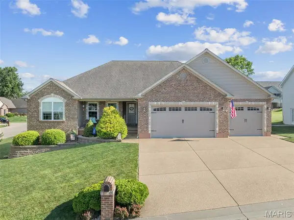 2362 Fire Crest Court, Washington, MO 63090