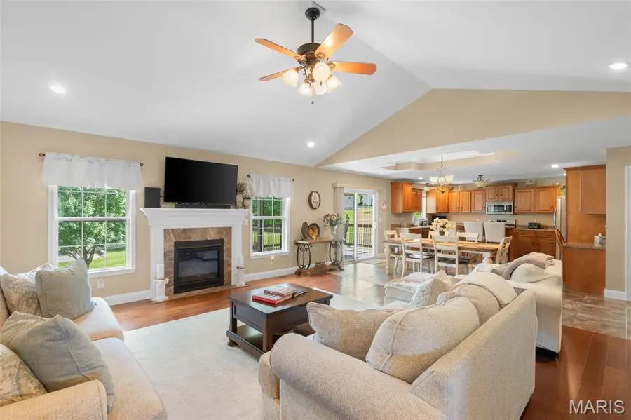 2362 Fire Crest Court, Washington, MO 63090 - #2