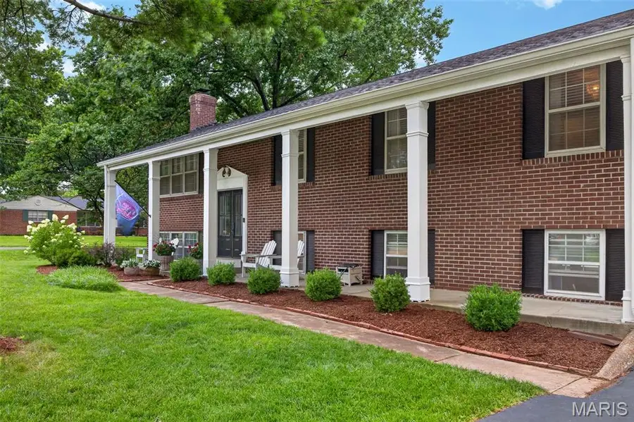1120 Hollin Court, Saint Louis, MO 63131 - #3
