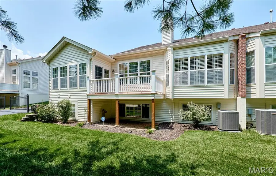 14750 Thornbird Manor Parkway, Chesterfield, MO 63017 - #3