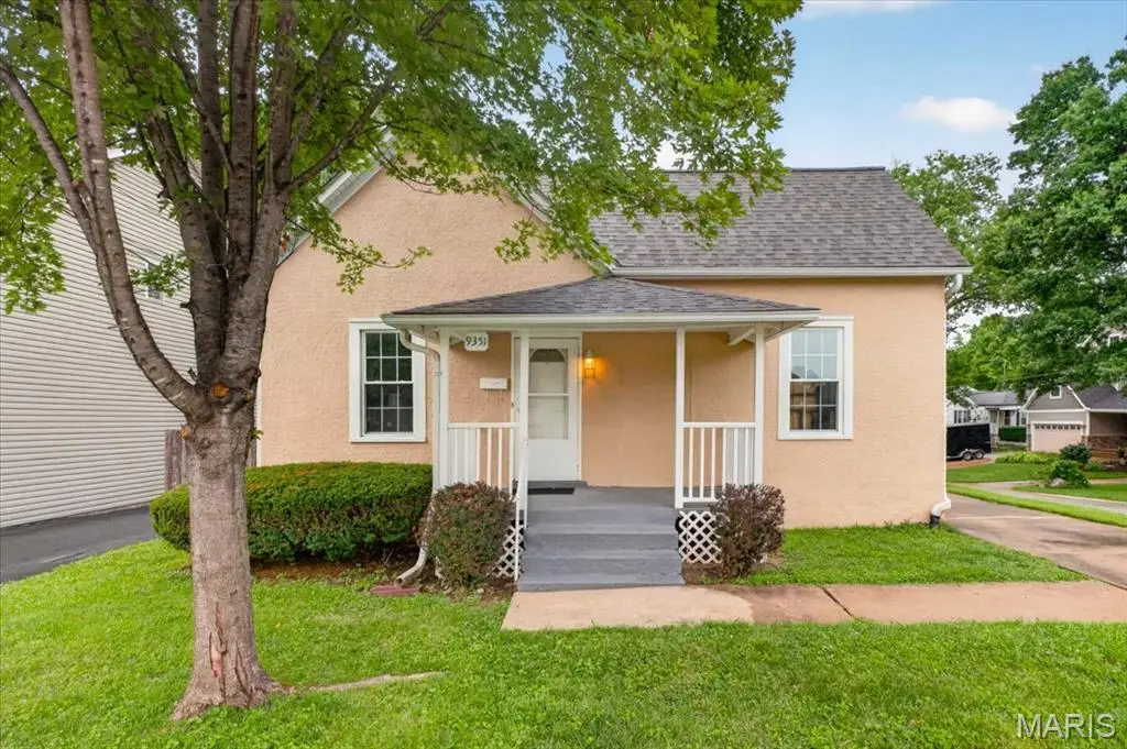 9351 Golden Gate Road, Rock Hill, MO 63144 - #1