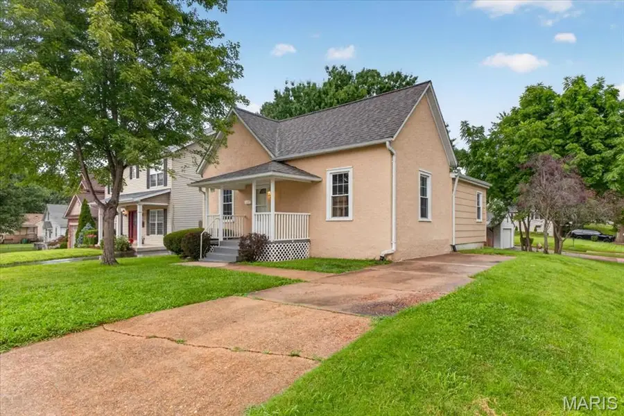 9351 Golden Gate Road, Rock Hill, MO 63144 - #2