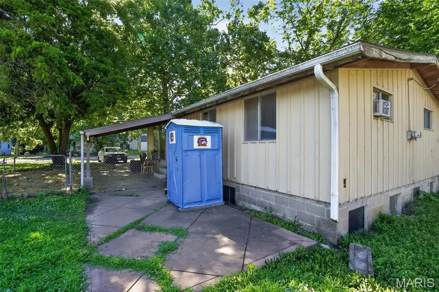 107 N Lincoln Avenue, Knob Noster, MO 65336 - #2