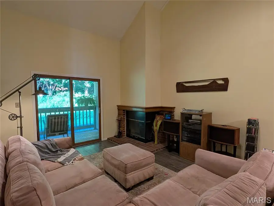 2270 Rule Avenue #D, Maryland Heights, MO 63043 - #3