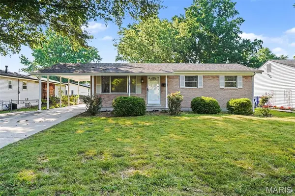 1820 Violet Drive, Florissant, MO 63031