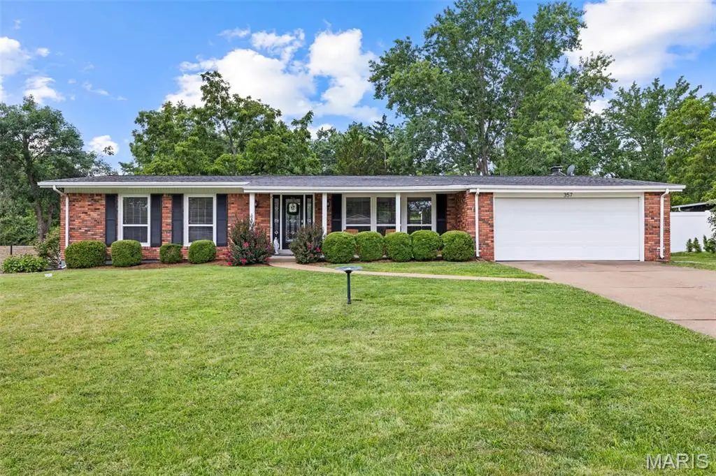 357 Sudbury Lane, Ballwin, MO 63011 - #1
