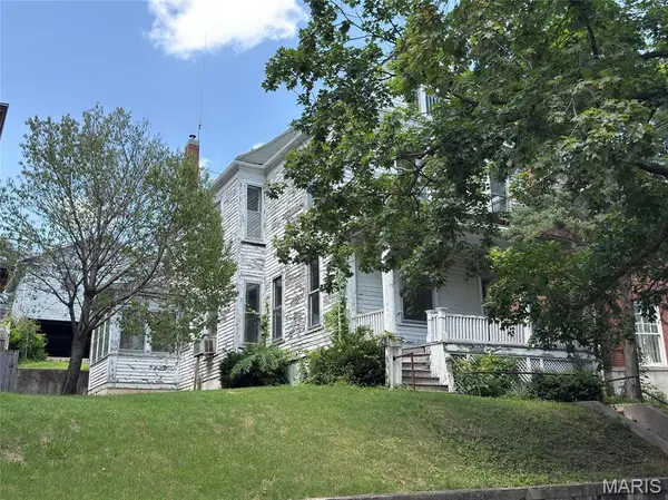 914-914 A Center Street #14A, Hannibal, MO 63401