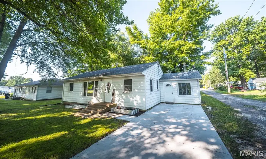 309 N Jackson Street, Saint James, MO 65559 - #3