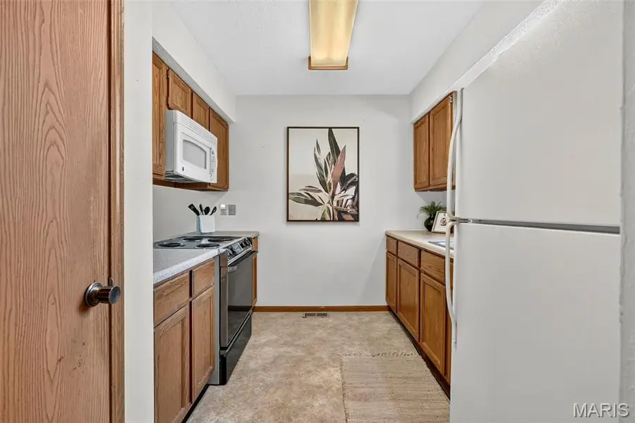 13711 La Conte Court, Saint Louis, MO 63128 - #2