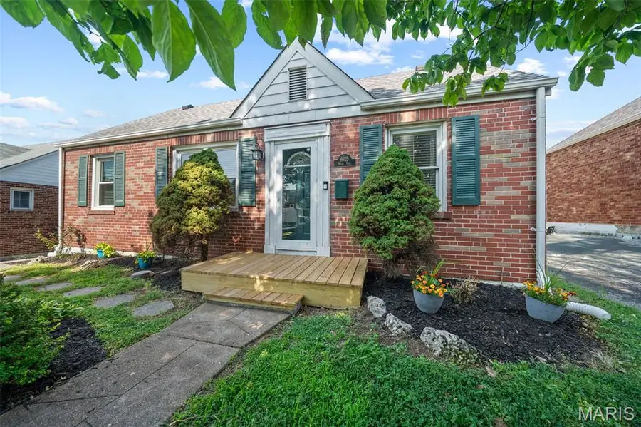 8625 Neier Lane, Affton, MO 63123 - #3