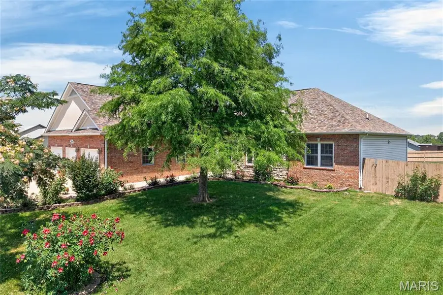 295 E East Lawn Avenue, Saint Robert, MO 65584 - #2