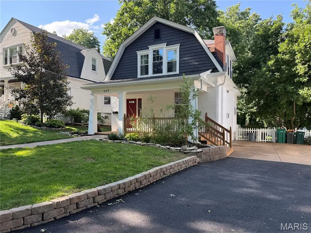 669 Clark Avenue, Webster Groves, MO 63119 - #1