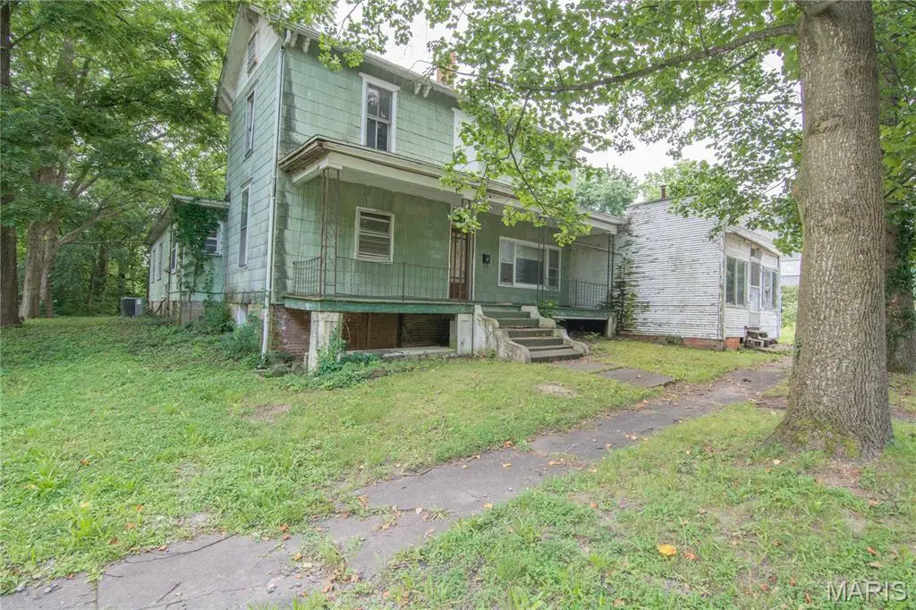 504 N 6th Street, Vandalia, IL 62471 - #1