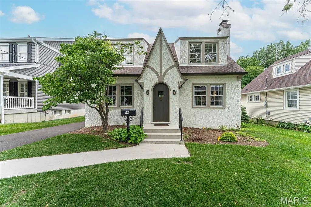 931 Brownell Avenue, Glendale, MO 63122 - #1