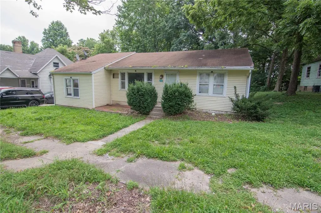 510 N 6th Street, Vandalia, IL 62471 - #1