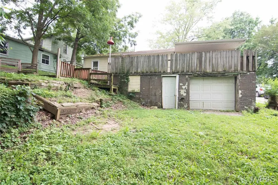 510 N 6th Street, Vandalia, IL 62471 - #2