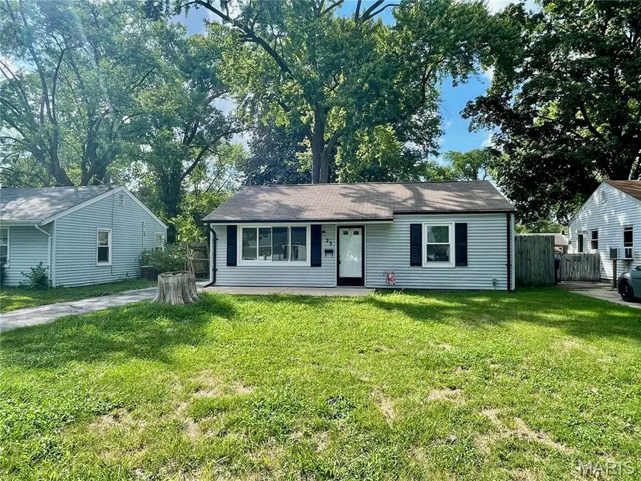 23 Mary Ann Court, Florissant, MO 63031 - #2