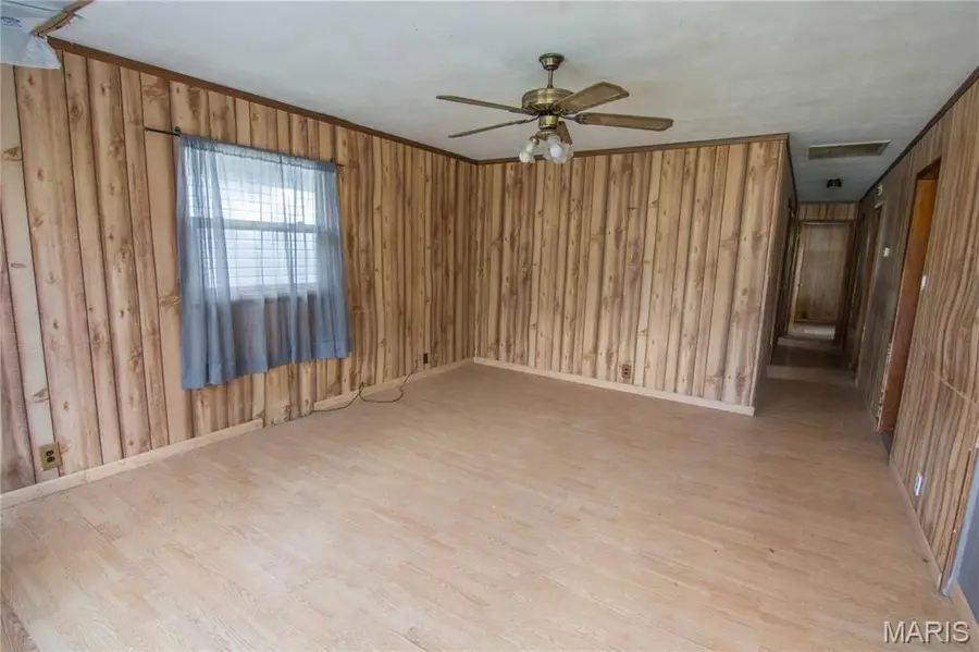 1417 W Main Street, Vandalia, IL 62471 - #2
