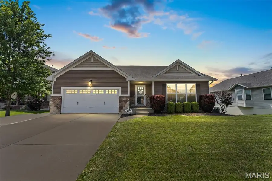 720 W 5th Street, Saint Jacob, IL 62281 - #3