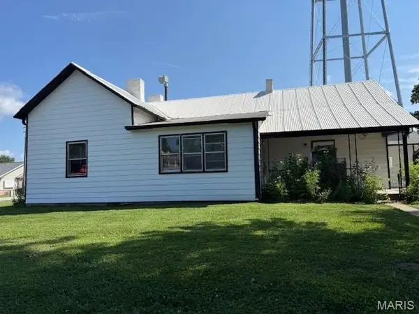 215 College Street, Pilot Grove, MO 65276