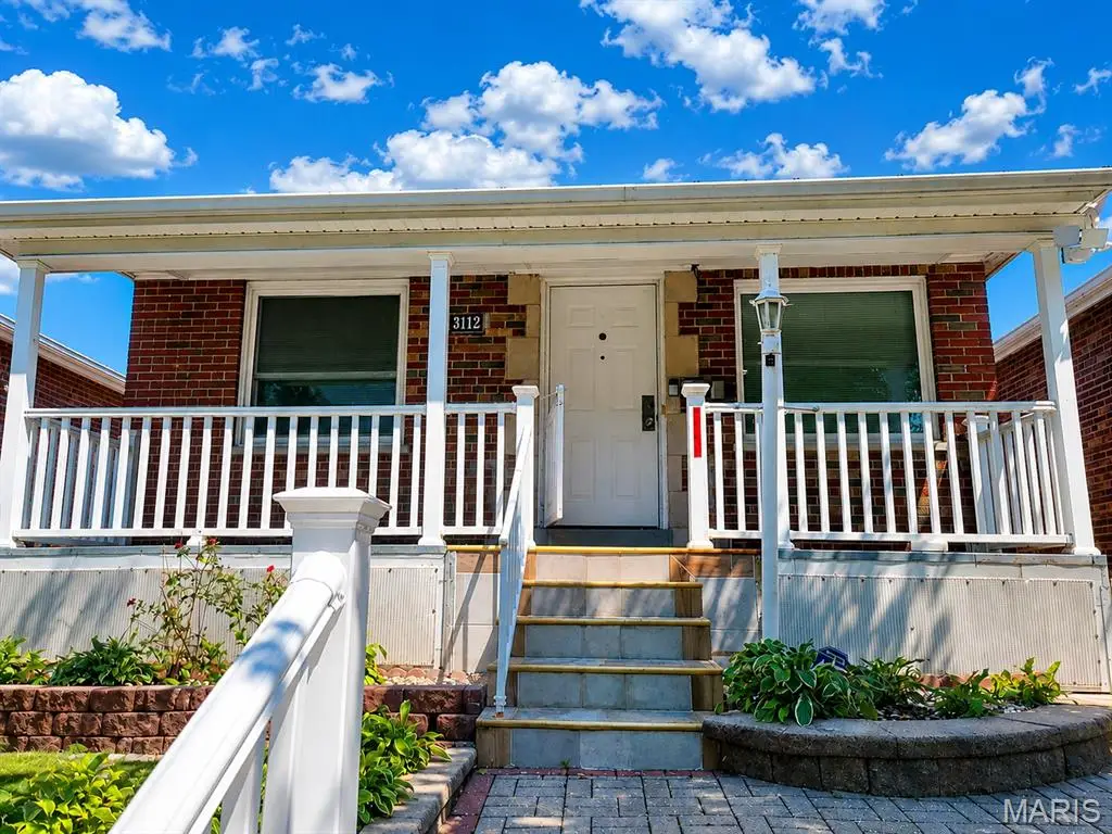 3112 S Compton Avenue, Saint Louis, MO 63118 - #1