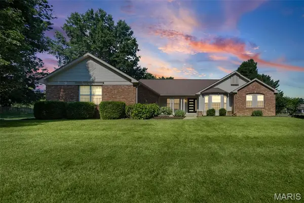 4313 Woodfield Place, Belleville, IL 62226