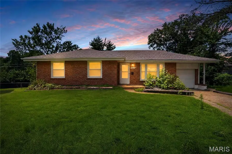 1223 Kimball Court, Saint Louis, MO 63137 - #2