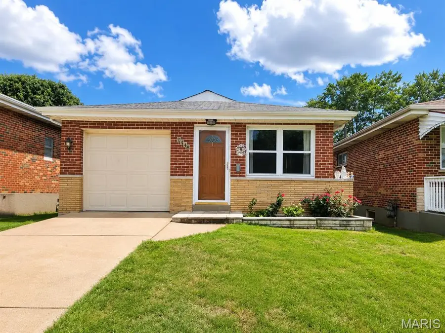7448 Morganford Road, Saint Louis, MO 63116 - #2