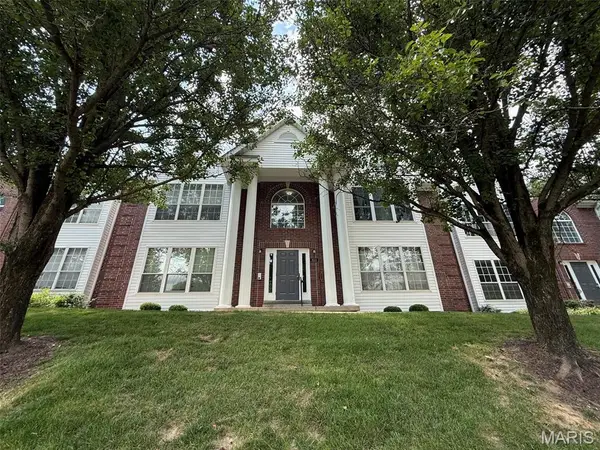 1610 Forest Springs Lane #C, Ballwin, MO 63021
