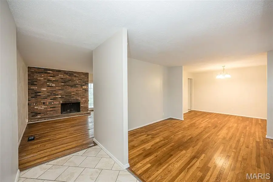 3726 Briargrove Drive, Florissant, MO 63031 - #3