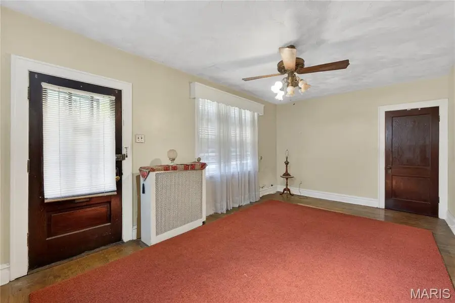 5012 N Kingshighway Boulevard, Saint Louis, MO 63115 - #2