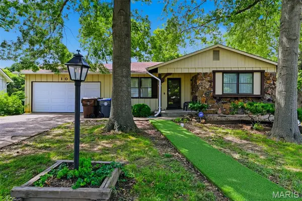 104 Jane Drive, St Peters, MO 63376