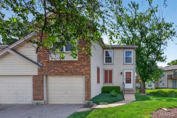 763 Sugar Glen Drive #4, St Peters, MO 63376