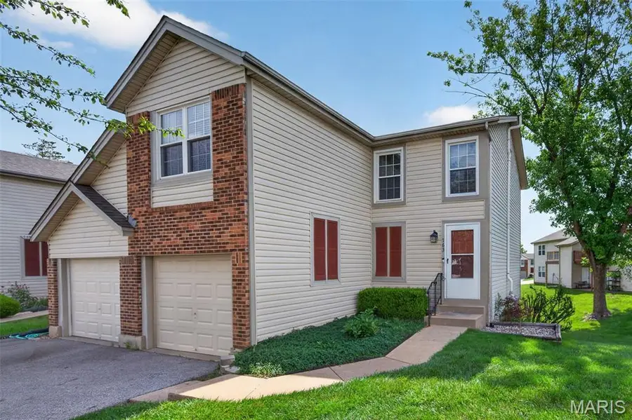 763 Sugar Glen Drive #4, Saint Peters, MO 63376 - #2