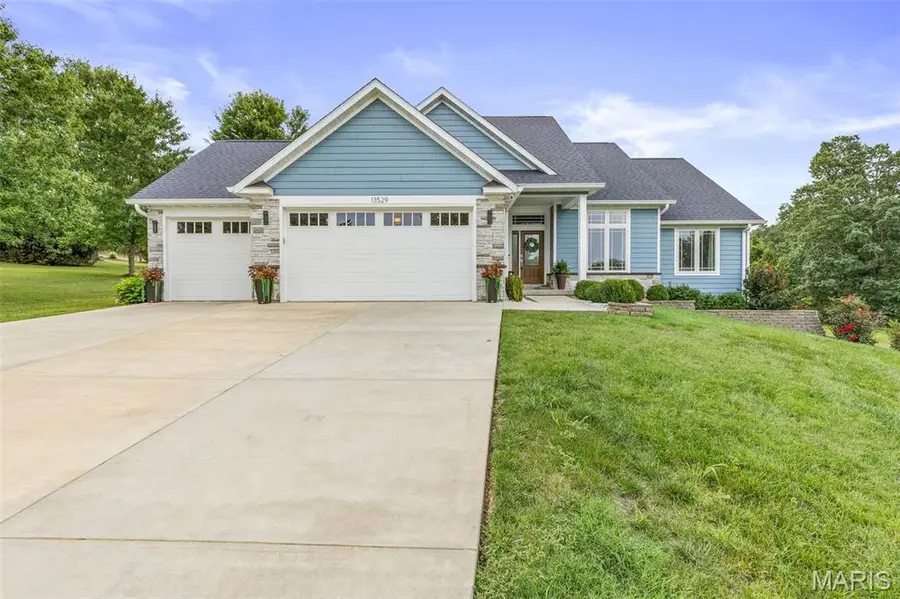 13529 Lakewood Drive, Ste Genevieve, MO 63670 - #3