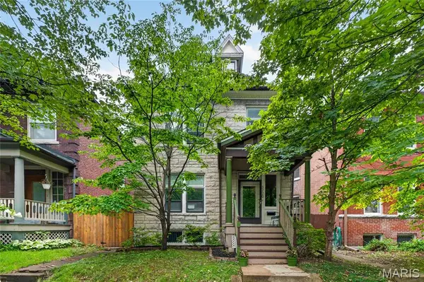 3720 Humphrey Street, St Louis, MO 63116