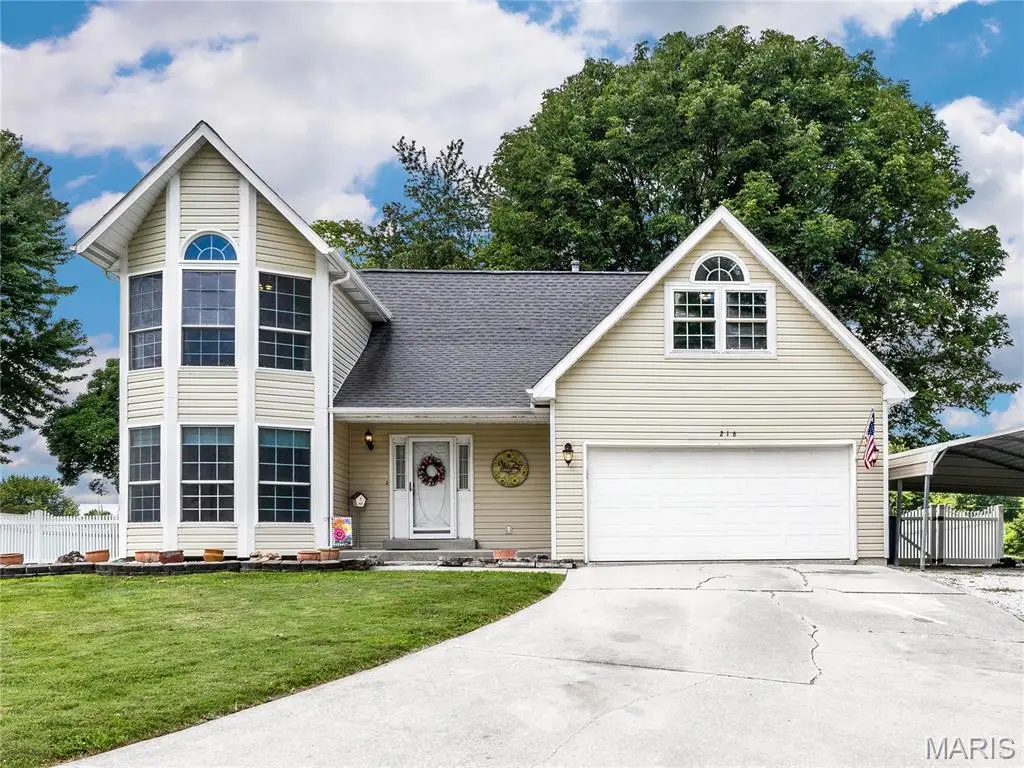 216 Arrowhead Drive, Troy, IL 62294 - #1