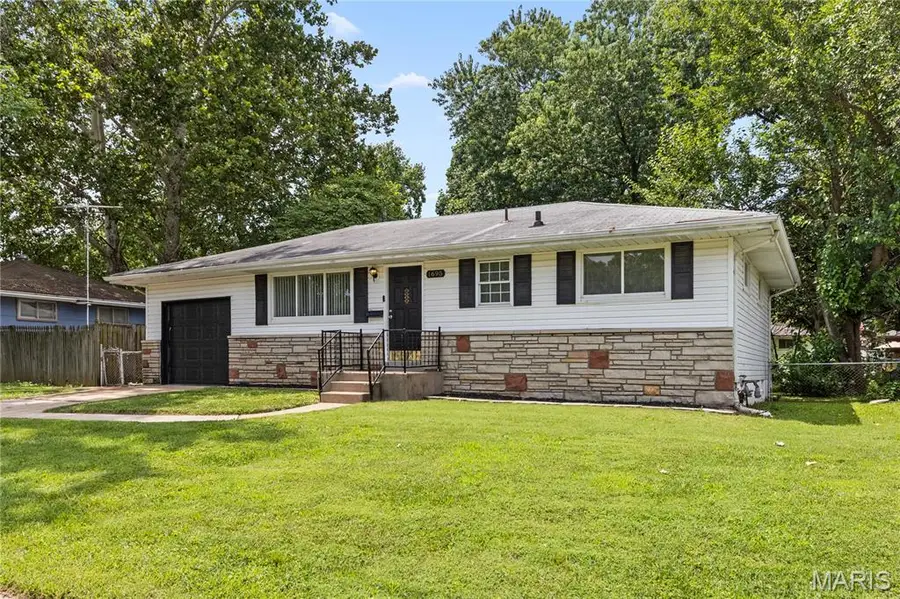 1695 Marshall Court, Florissant, MO 63031 - #3