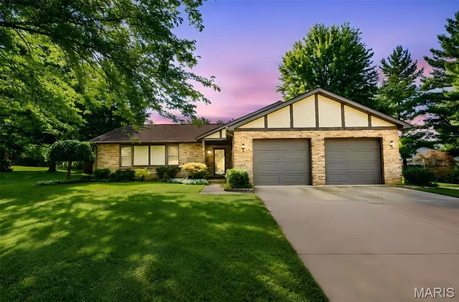 142 El Cerrito Drive, Belleville, IL 62221 - #2