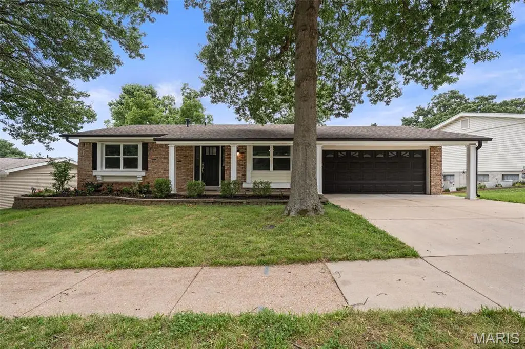 628 Hickory Knoll Court, Ballwin, MO 63021 - #1