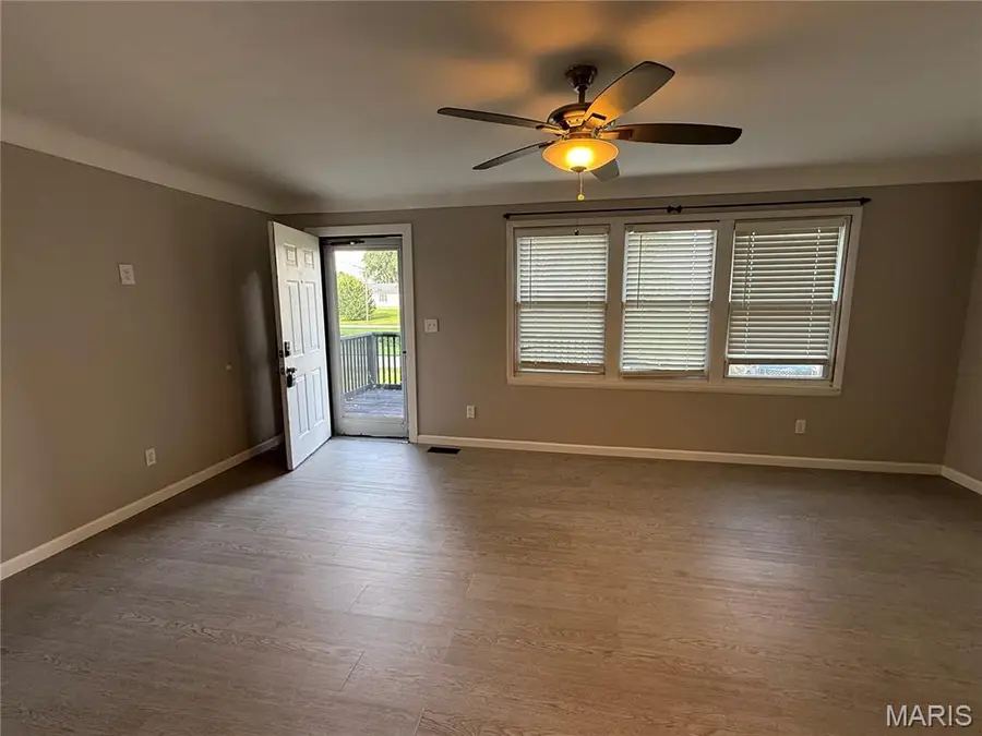 107 Brookside Drive, Caseyville, IL 62269 - #3