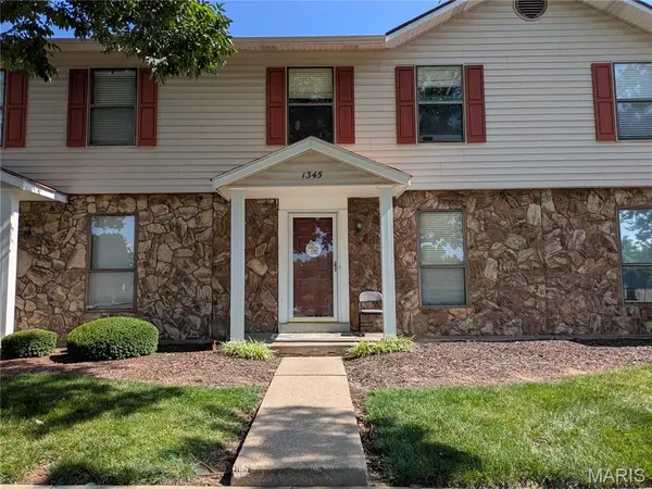 1345 Sunburst Drive #B, O'Fallon, MO 63366